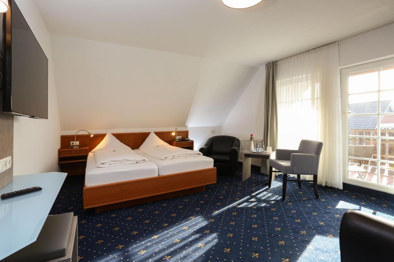 Hotel Zur Linde Kirchlinteln Экстерьер фото