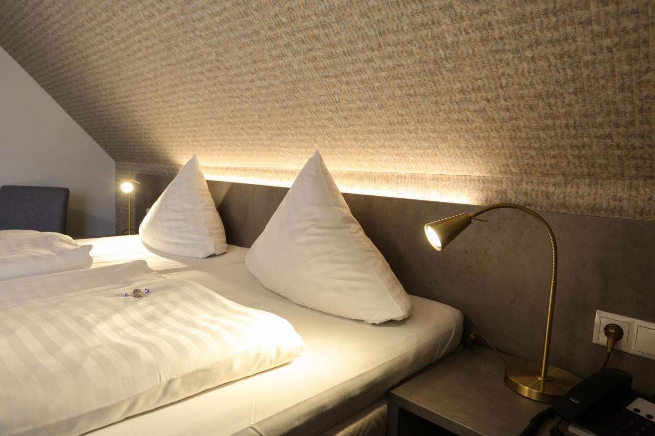 Hotel Zur Linde Kirchlinteln Экстерьер фото