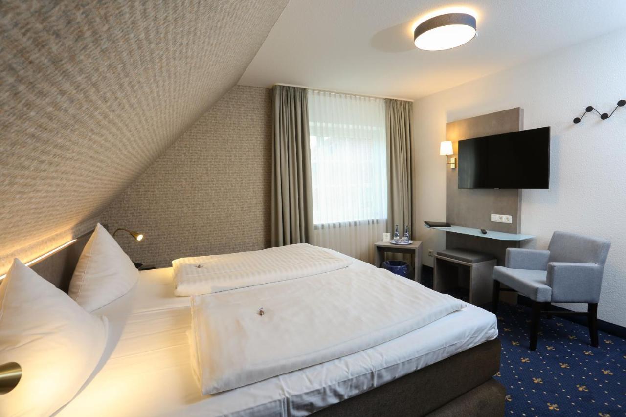 Hotel Zur Linde Kirchlinteln Экстерьер фото