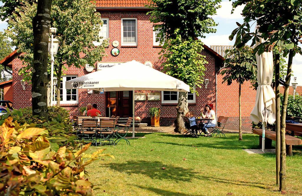 Hotel Zur Linde Kirchlinteln Экстерьер фото